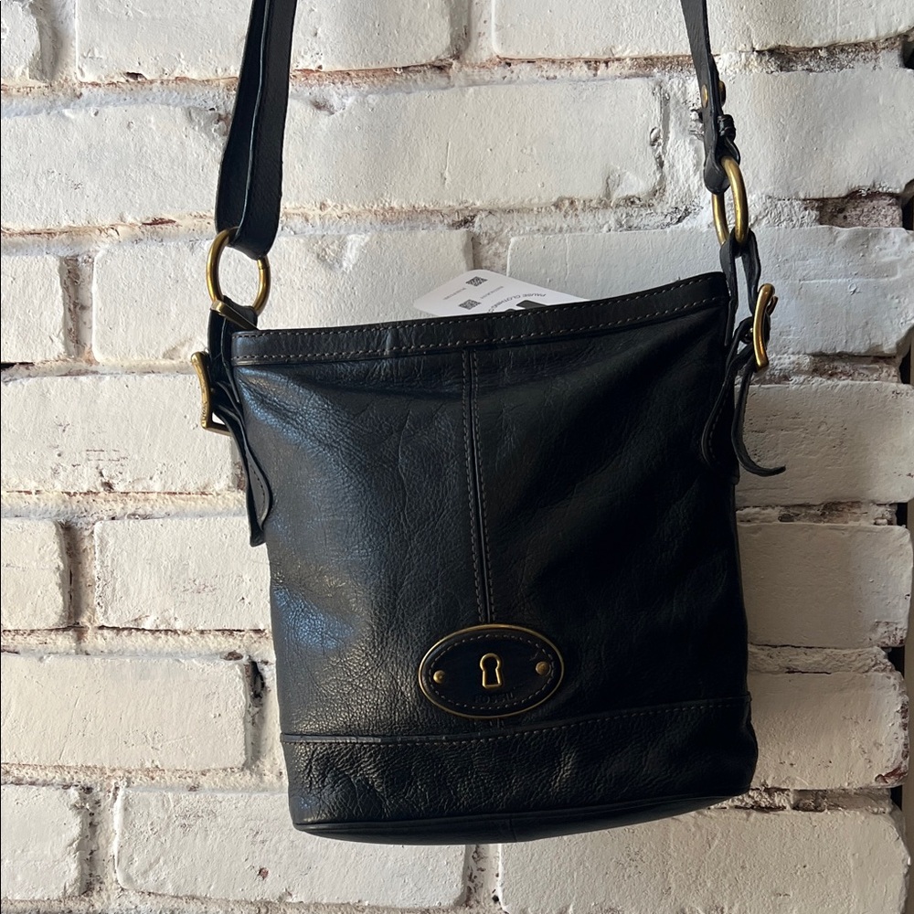 Leather Crossbody Bag - Black adjustable strap fossil bag